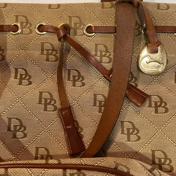 Dooney & Bourke Brown and Tan Shoulder Bag - Picture 4 of 5